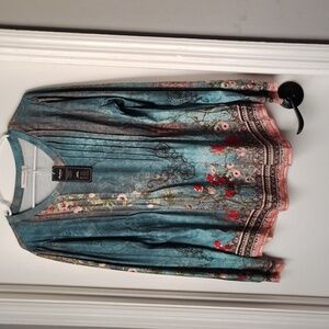 Fantastick Women's Floral Blue Top